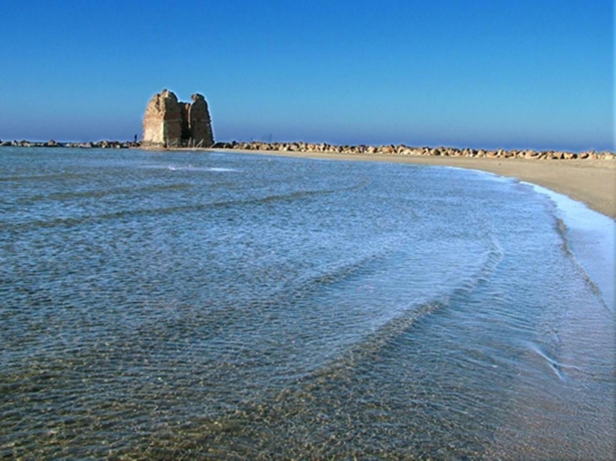 Imperial Casa Vacanze Ладисполи Экстерьер фото
